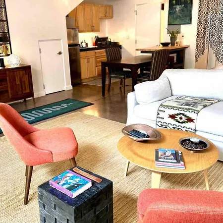 Holiday home Casa Tua Spacious Design Loft Railyard District Soaking Tub