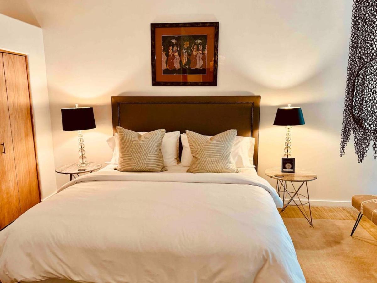 Casa Tua Spacious Design Loft Railyard District Soaking Tub Santa Fe