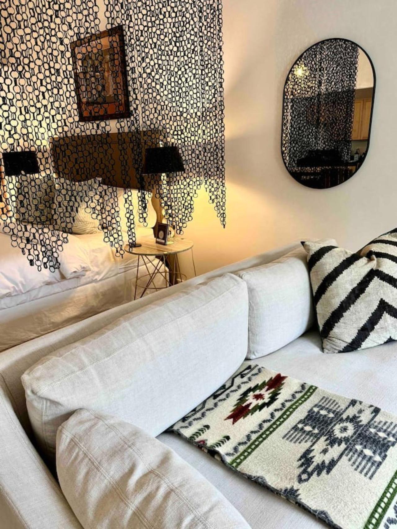 Casa Tua Spacious Design Loft Railyard District Soaking Tub *